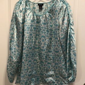 Gorgeous flattering top